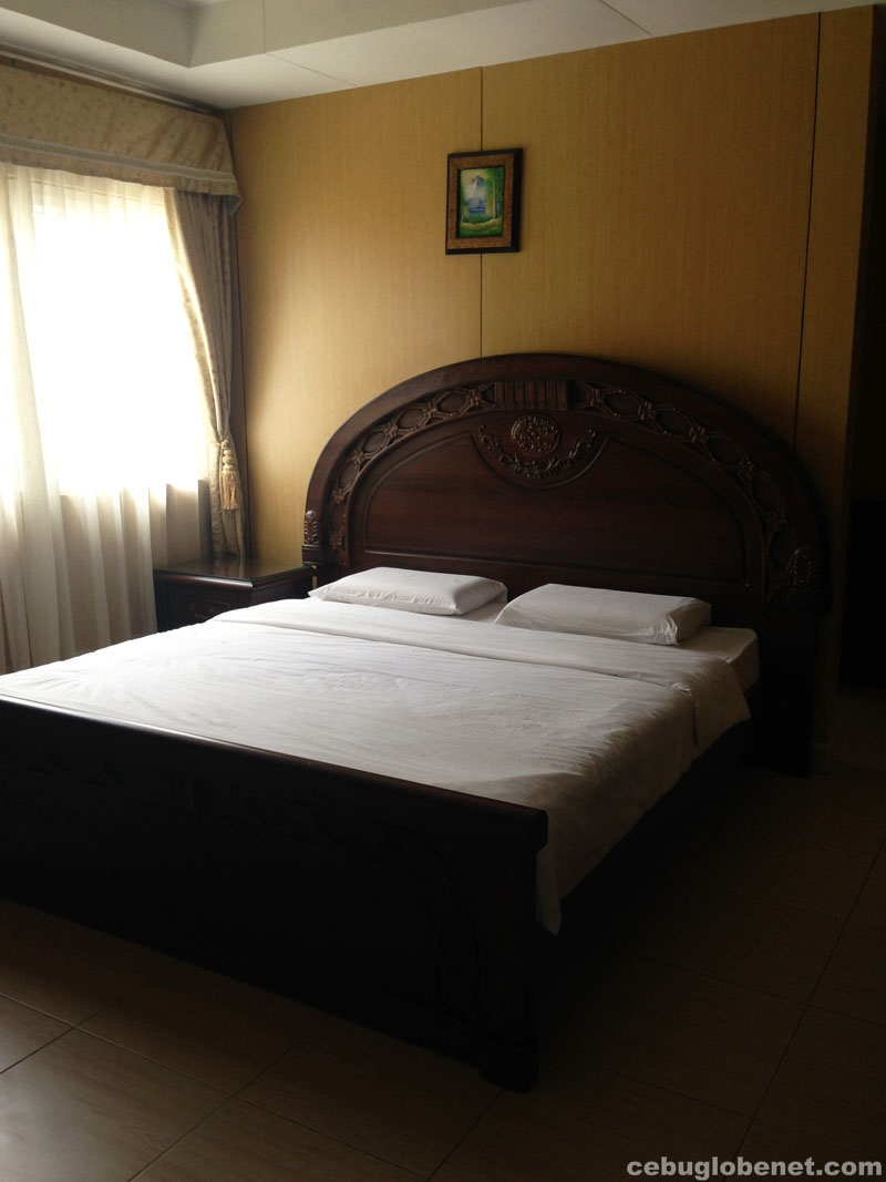 2-bedroom-condo-unit-for-rent-in-mabolo-2