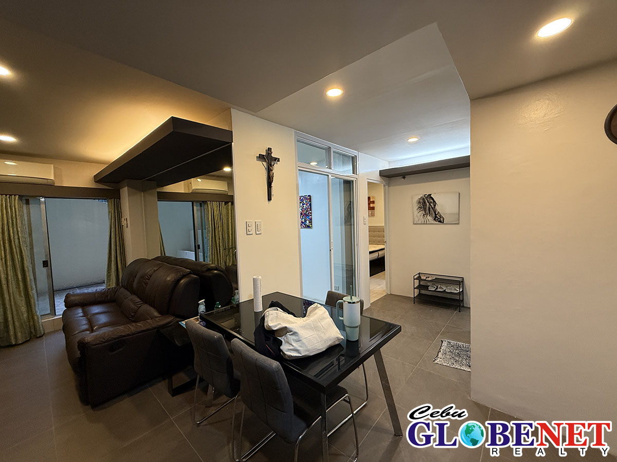 2 Bedroom in East Aurora Tower Mabolo