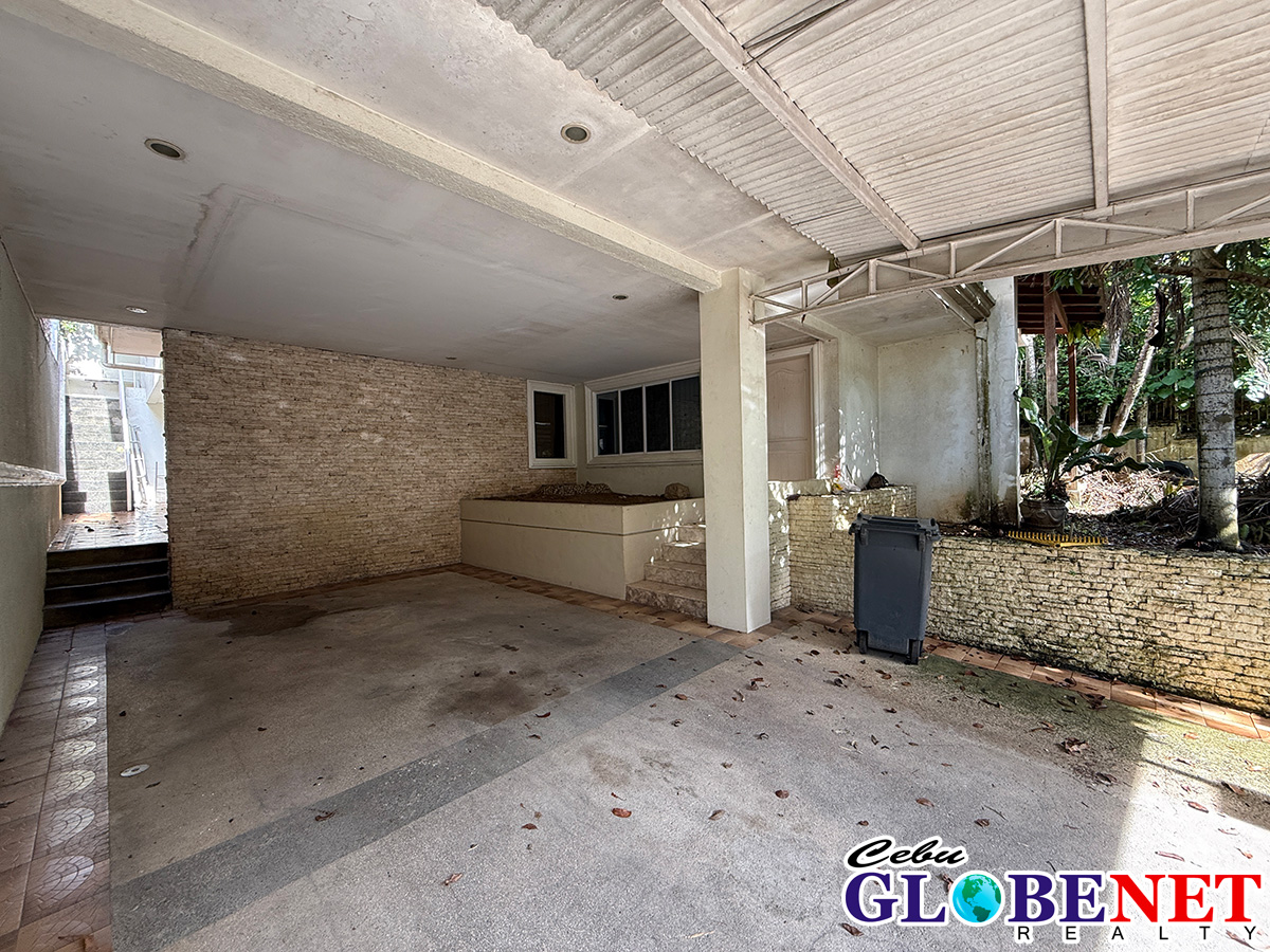 3 Bedroom House in Maria Luisa Banilad